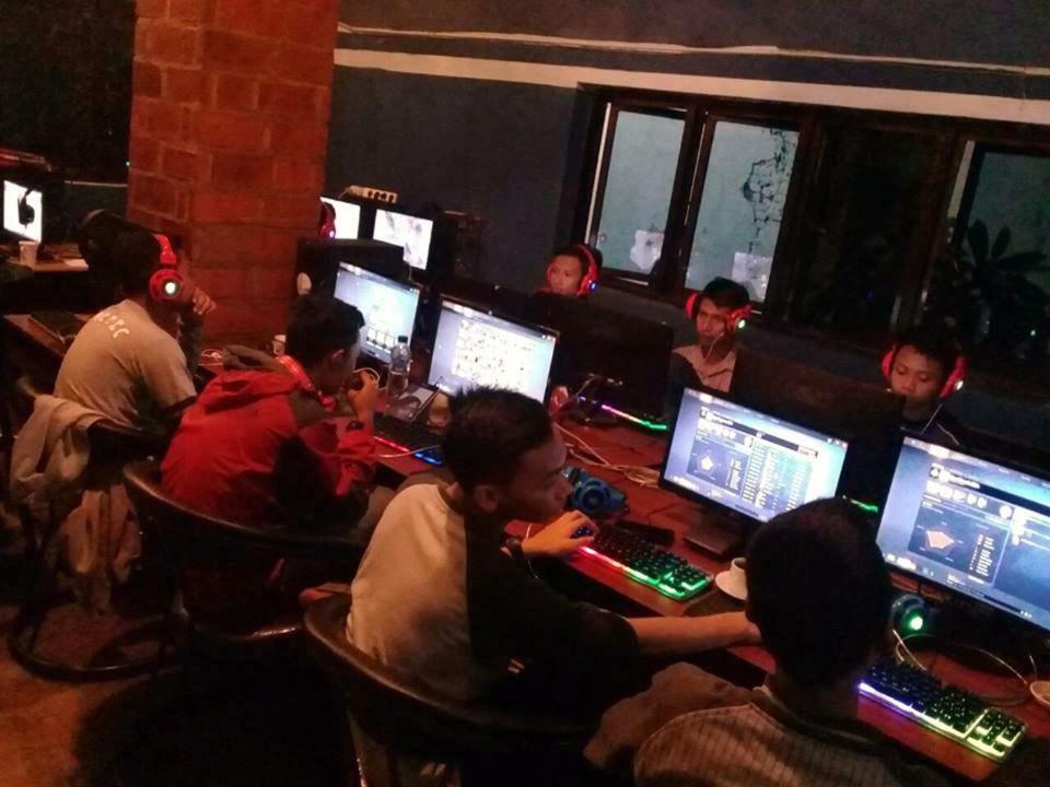 Isro Guesthouse Syariah Kepanjen Экстерьер фото